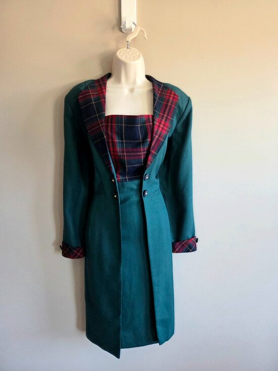 vintage Dresses & Skirts - Vintage 1980s 1990s Bantry Bay layered green dress with plaid pattern details.
